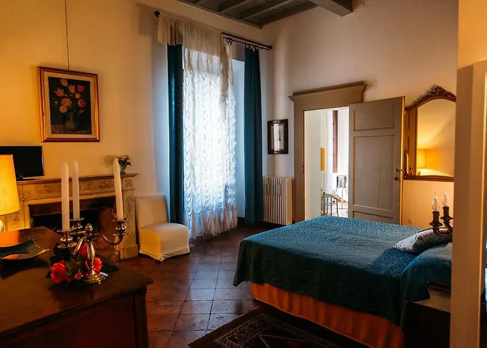 Alojamento de Acomodação e Pequeno-almoço Castello Del Capitano Delle Artiglierie 4*