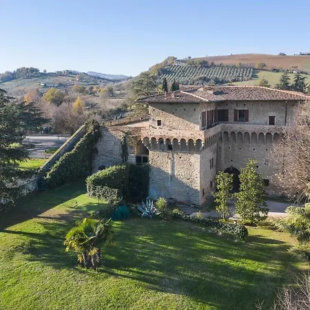 Castello Del Capitano Delle Artiglierie Bed & Breakfast