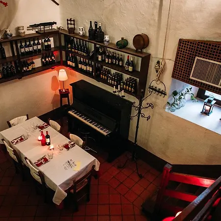 Castello Del Capitano Delle Artiglierie 4*