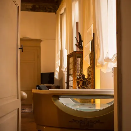 Castello Del Capitano Delle Artiglierie Bed & Breakfast