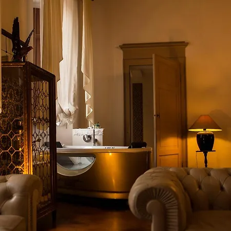 Castello Del Capitano Delle Artiglierie 4*