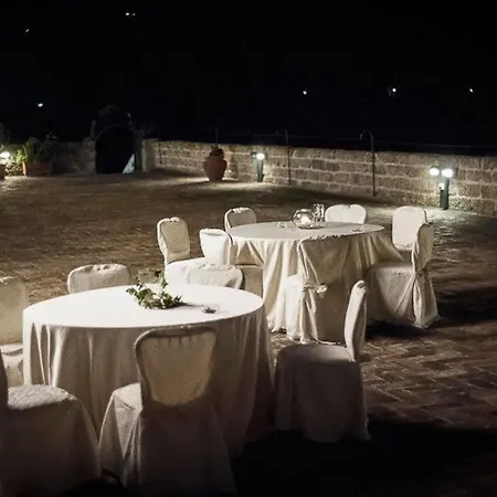 Castello Del Capitano Delle Artiglierie 4*